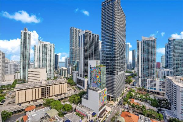 Brickell Heights East, 45 SW 9th St #2205, Miami, Florida 33130, image 1