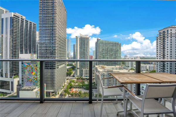 Brickell Heights East, 45 SW 9th St #2205, Miami, Florida 33130, image 3