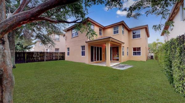 Corsica, 10948 NW 80th Ln, Doral, Florida 33178, image 2