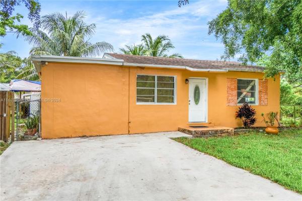 Beverly Park, 6107 Plunkett St, Hollywood, Florida 33023, image 3