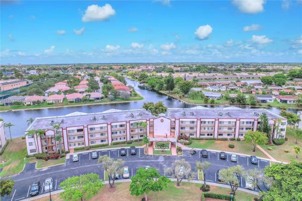 Belfort At Kings Point, 9635 N Belfort Cir #109, Fort Lauderdale, Florida 33321, image 1