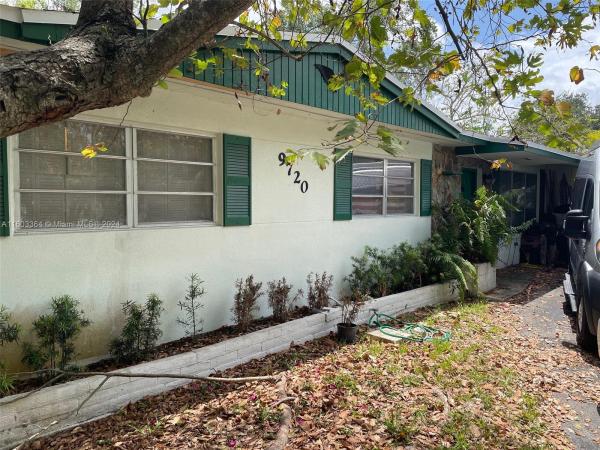 Heftler Homes Sunset Park, 9720 SW 77th St, Sunset, Florida 33173, image 1