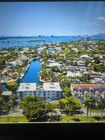 Keystone Gardens, 2430 NE 135th St #204, North Miami, Florida 33181, image 1