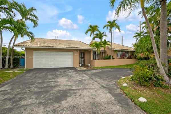 Poinciana Estates, 9205 SW 8th Ter, Westchester, Florida 33174, image 1