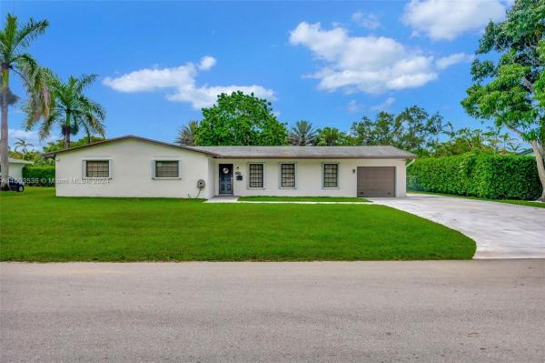 Coral Reef Estates, 15735 SW 89th Ave, Palmetto Bay, Florida 33157, image 1
