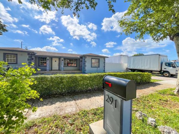 291 NW 56th Ct, Miami, Florida 33126, image 3
