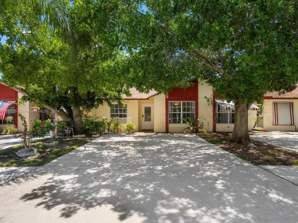 Jupiter Village, 206 Palmetto Ct, Jupiter, Florida 33458, image 1