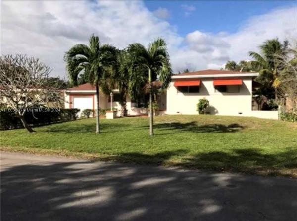 Oak Ranch Estates, 971 NE 151st St, Golden Glades, Florida 33162, image 1