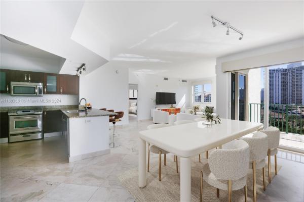 Turnberry Village South Tower, 19900 E Country Club Dr #703, Aventura, Florida 33180, image 3