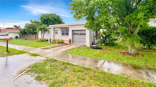 Sugar Tree Grove, 7120 SW 9th St, Coral Terrace, Florida 33144, image 2