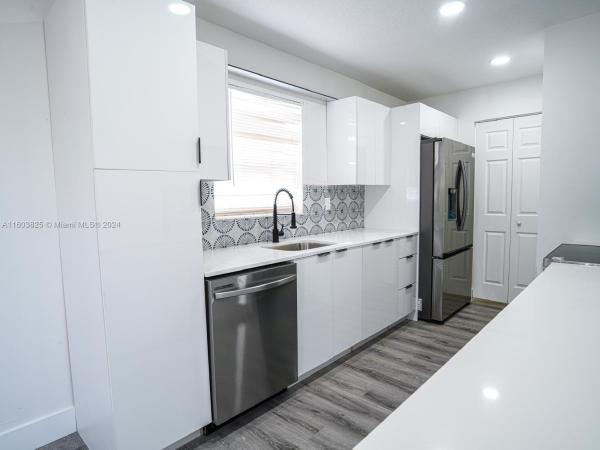 Riviera Heights, 1658 W 10th St, Riviera Beach, Florida 33404, image 1