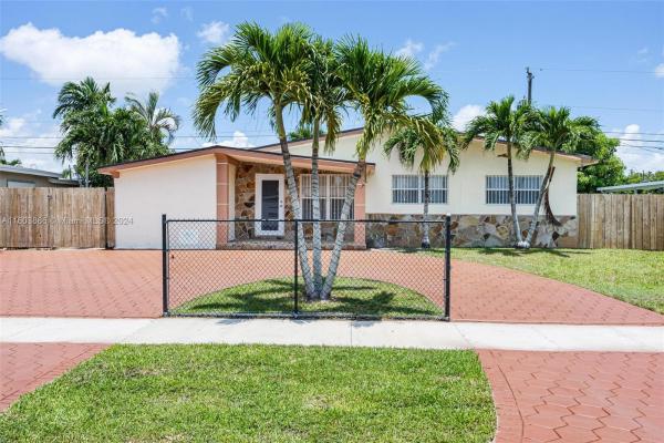South Miami Heights Residential, 12615 SW 185th Ter, South Miami Heights, Florida 33177, image 2