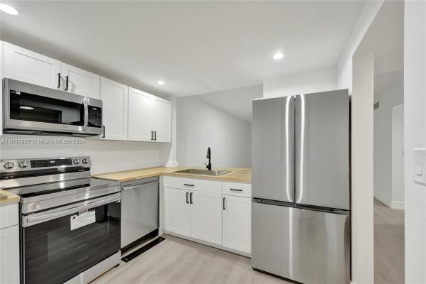 Ken Dade, 9175 SW 77 Ave #302, Kendall, Florida 33156, image 1