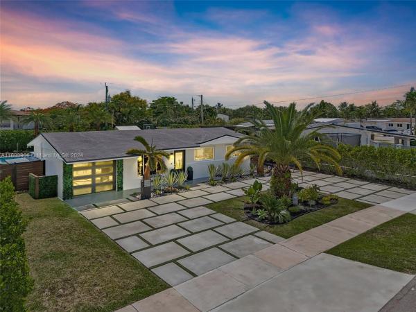 Heftler Homes Sunset Park, 8015 SW 101st Ave, Kendall, Florida 33173, image 2