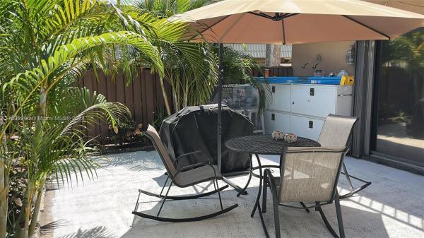 Village Of Sandalwood Lakes South, 5711 57th Way, West Palm Beach, Florida 33409, image 3