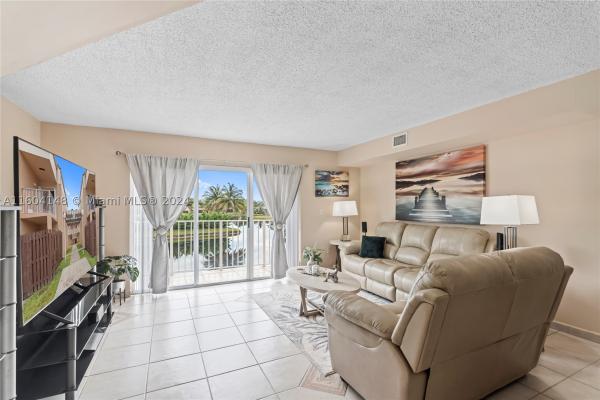 The Seasons Villas & Townhomes, 14919 SW 80th St #212, Kendall, Florida 33193, image 1