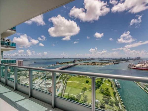 900 Biscayne Bay, 900 Biscayne Blvd #4009, Miami, Florida 33132, image 2