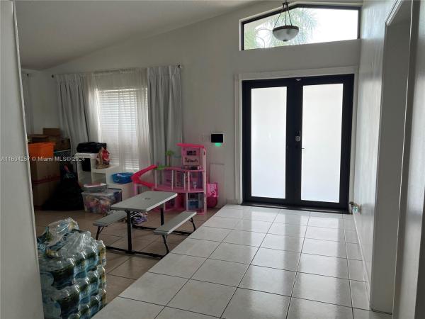Century Star, 20215 SW 85th Pl, Cutler Bay, Florida 33189, image 3