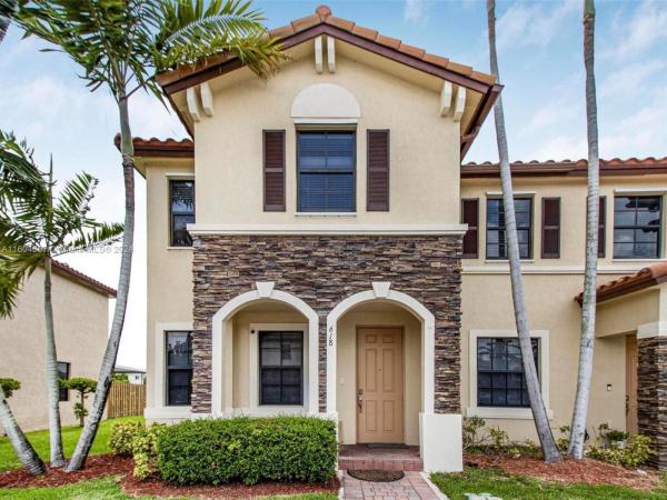 Martinique At Oasis, 618 SE 32nd Ave #618, Homestead, Florida 33033, image 1