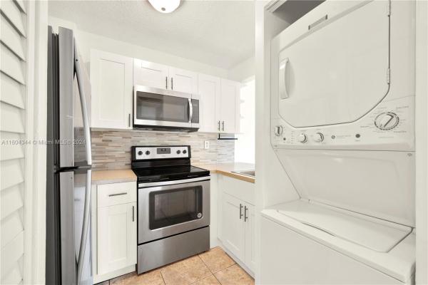 Fontainebleau Gardens, 8145 NW 7th St #314, Fountainebleau, Florida 33126, image 1
