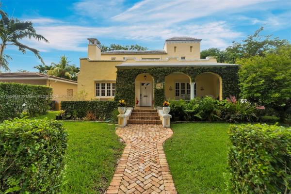 Coral Gables Country Club, 848 Malaga Ave, Coral Gables, Florida 33134, image 2