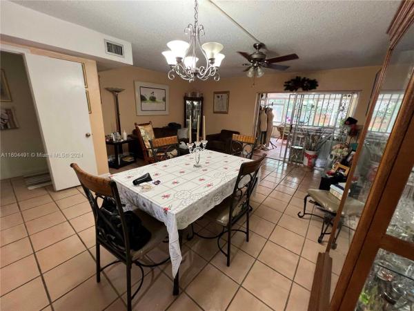 Bradley Estates, 880 W 80th Pl, Hialeah, Florida 33014, image 2