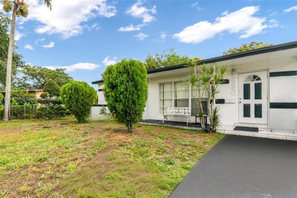 Browardale, 3320 NW 7th St, Lauderhill, Florida 33311, image 2