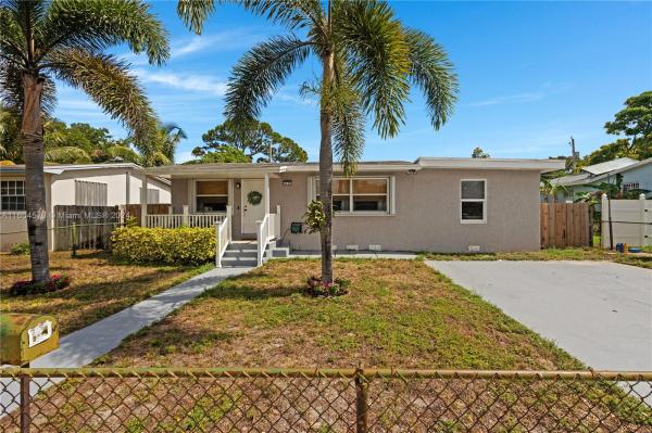 Linwood Gardens, 6425 Meade St, Hollywood, Florida 33024, image 3