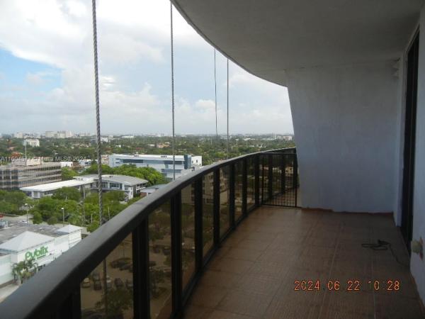 The Luxor Residences, 2301 SW 27th Ave #1402, Miami, Florida 33145, image 3