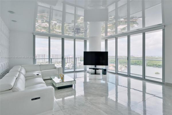Parque Towers, 300 Sunny Isles Blvd #4-1908, Sunny Isles Beach, Florida 33160, image 2