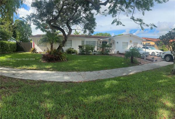 Kendale Lakes No HOA, 14500 SW 85th St, Kendale Lakes, Florida 33183, image 1