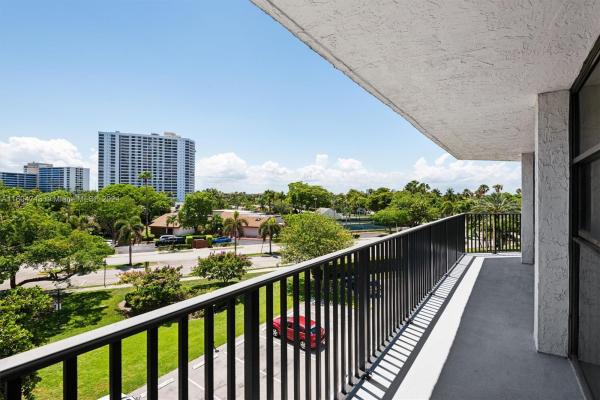 Towers Of Oceanview East, 400 Leslie Dr #409, Hallandale Beach, Florida 33009, image 1