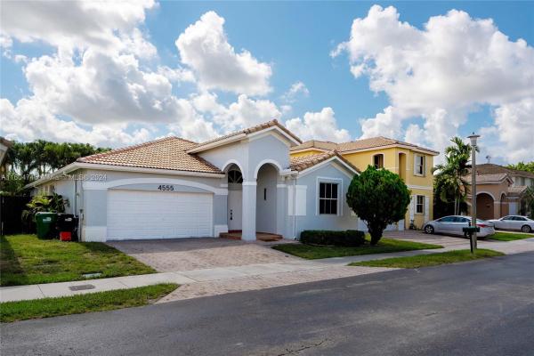 Goldvue Estates, 4555 NW 95th Ave, Doral, Florida 33178, image 1