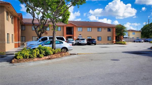 Villas Del Paraiso, 7259 W 24th Ave #209, Hialeah, Florida 33016, image 1