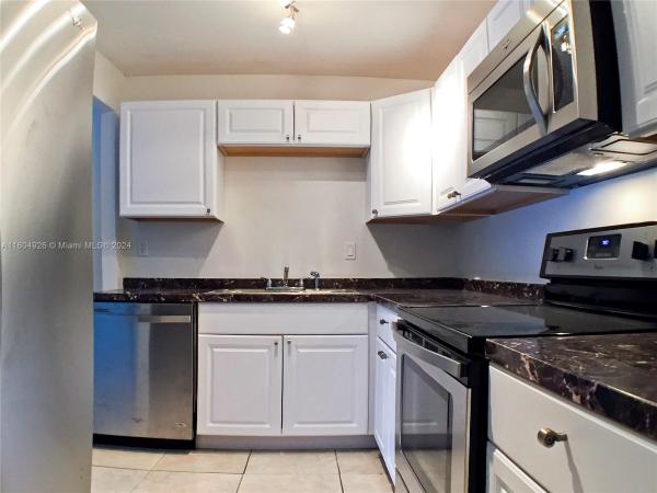 Wisperwood Village, 9301 SW Sw 92nd Ave #C216, Kendall, Florida 33176, image 1