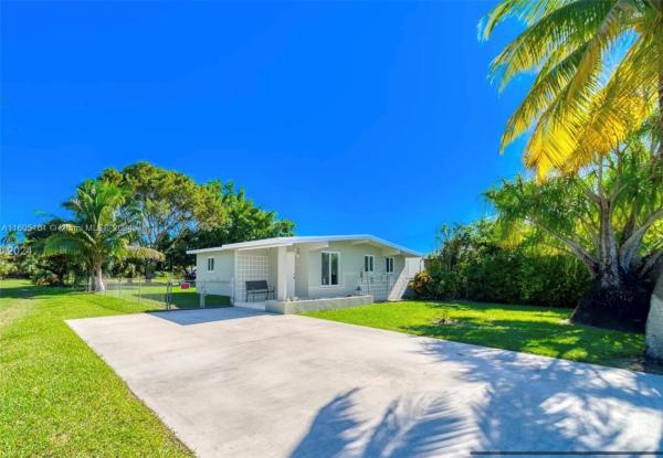 Silver Palm Park, 22935 SW 122nd Pl, Goulds, Florida 33170, image 1