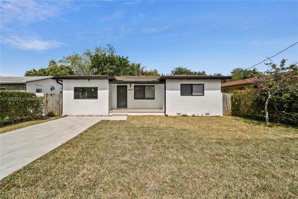 Hollywood Beach Gardens, 5635 Pierce St, Hollywood, Florida 33021, image 2