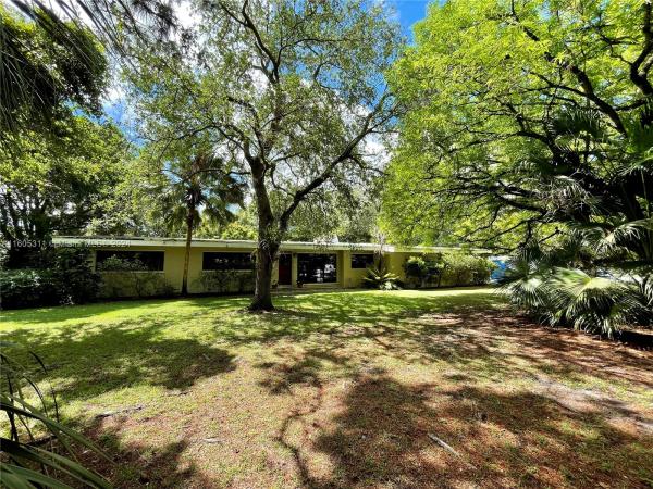 Sunkist Estates, 8390 SW 58th St, Glenvar Heights, Florida 33143, image 2