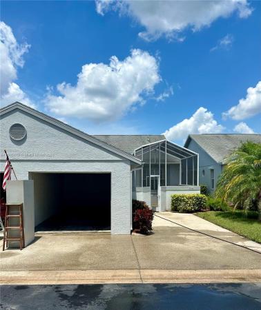Pine Ridge Of Fort Myers Village, 9542 Windsor Club Cir #9542, Fort Myers, Florida 33905, image 1