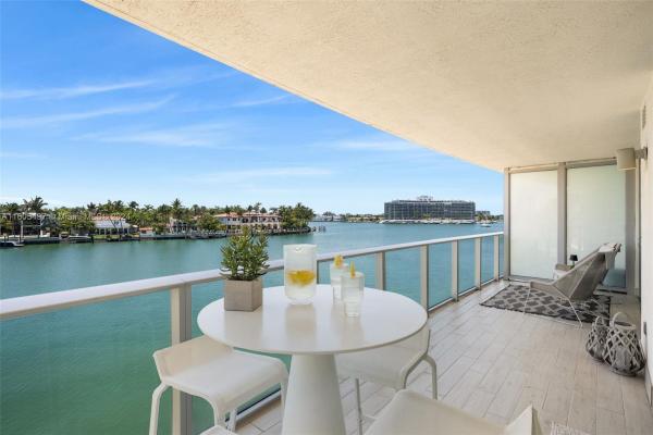 Peloro, 6620 Indian Creek Dr #308, Miami Beach, Florida 33141, image 1