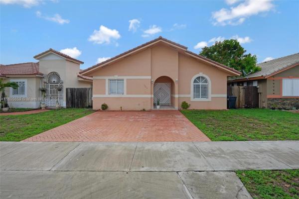Susi Cove, 15313 NW 90th Ave, Miami Lakes, Florida 33018, image 1