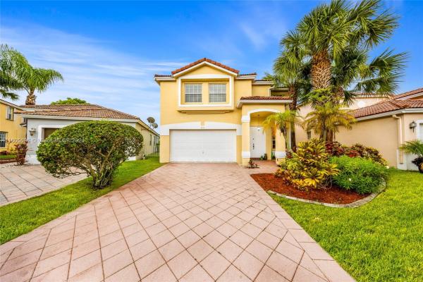 Mayfair At Wyndham Lakes, 5312 NW 126th Dr, Coral Springs, Florida 33076, image 1