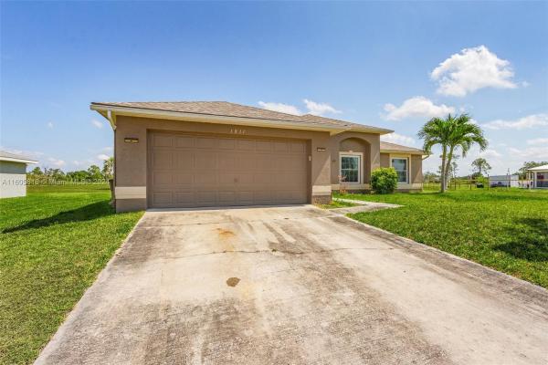 Cape Coral Residential, 1811 NE 38th Ter, Cape Coral, Florida 33909, image 3