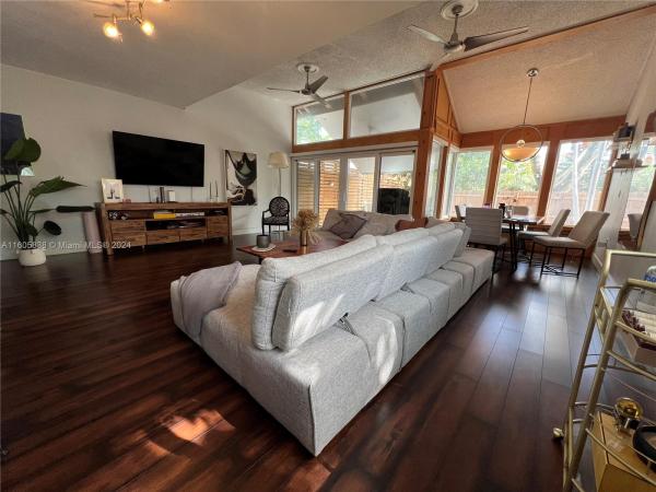 Chestnut Ranch Townhouses, 7389 SW 115th Ct #7389, Kendall, Florida 33173, image 1