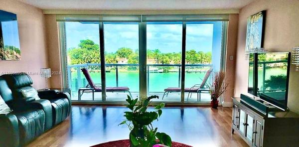 Royal Embassy, 5750 Collins Ave #4C, Miami Beach, Florida 33140, image 3
