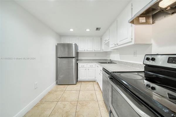 Bayview Palms, 1805 Sans Souci Blvd #122, North Miami, Florida 33181, image 1