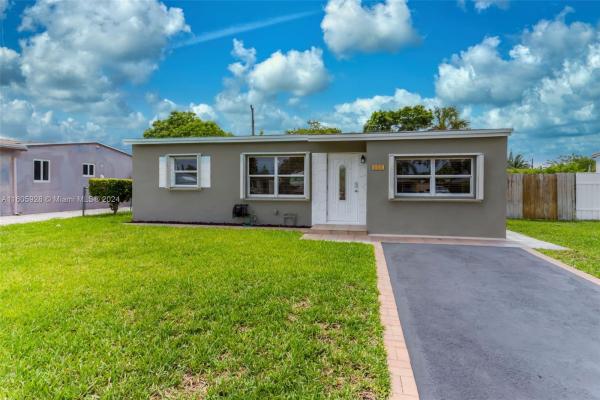 Collier Estates, 6001 NE 5th Ave, Oakland Park, Florida 33334, image 1