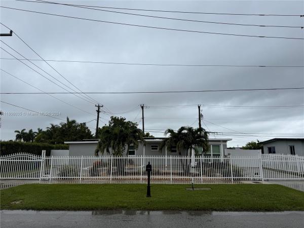 Leisure City Residential, 29530 SW 147th Ave, Leisure City, Florida 33033, image 1