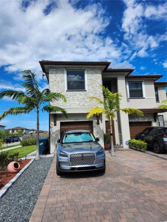 Allapattah Gardens, 25201 SW 109th Ave, Kendall, Florida 33032, image 1