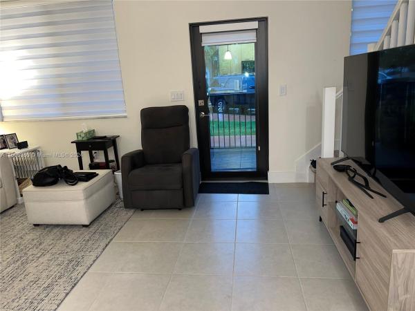 Urbana At Downtown Doral, 8381 NW 43rd St, Doral, Florida 33166, image 3
